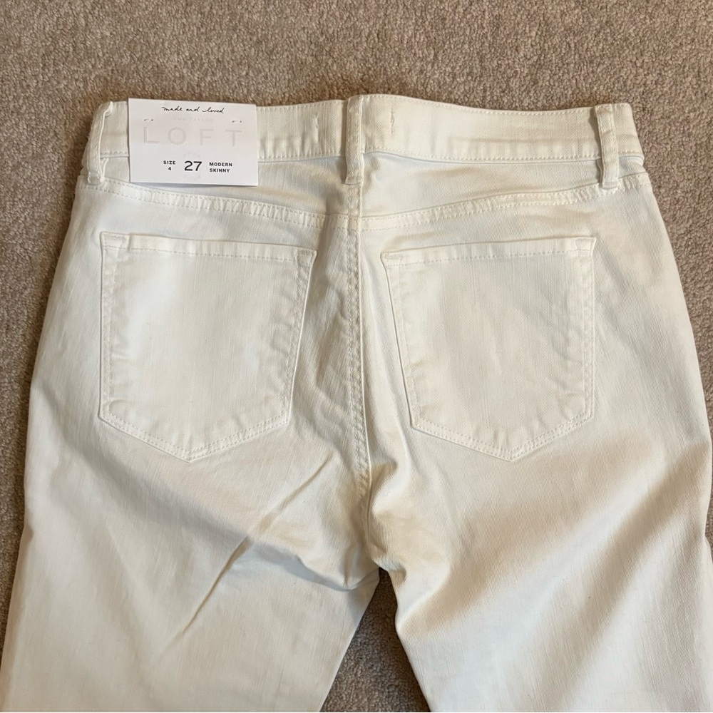 NWT - LOFT White Modern Skinny Jean